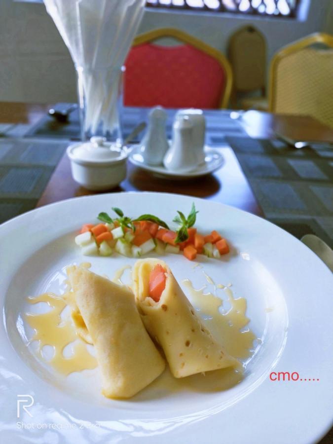 Mandalar May One Hotel 만달레이 외부 사진